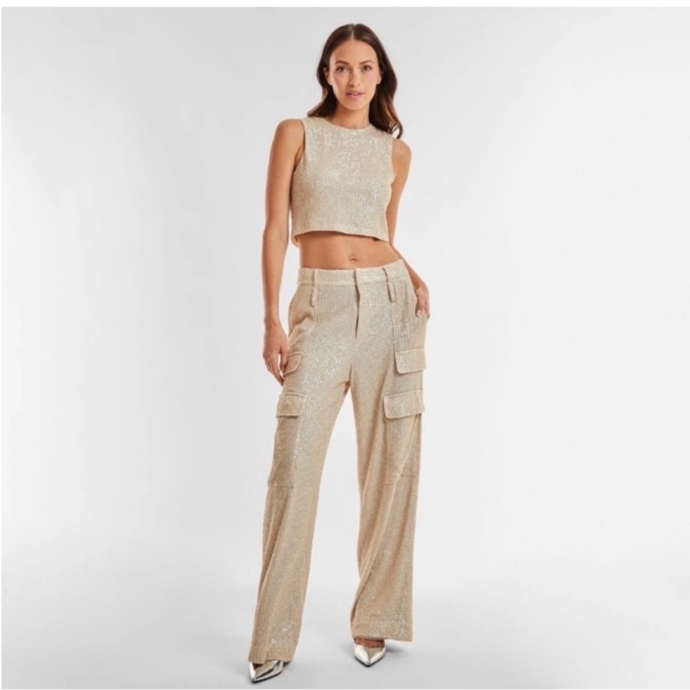 The Noli Shop MILAN SATIN CARGO PANT - PEARL
NWT. 
Size 4